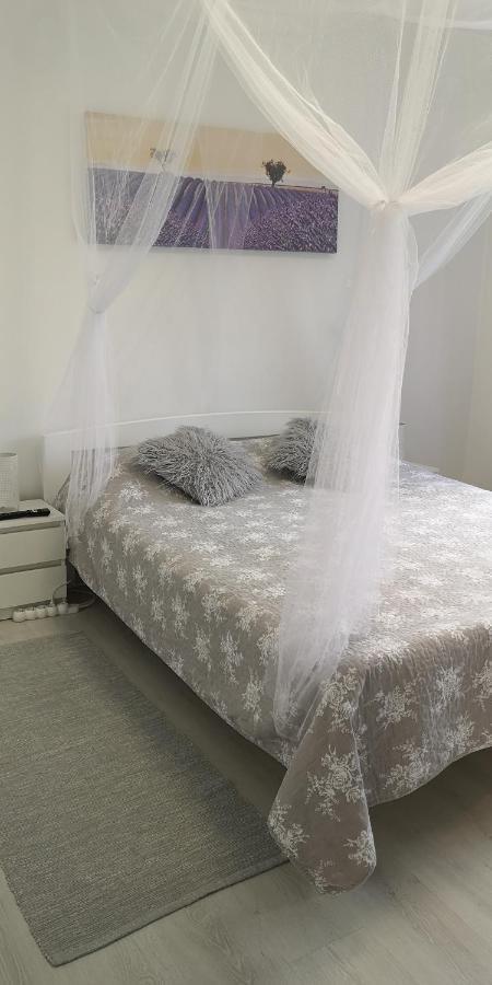 Diamond Apartment Târgu-Mureş Екстериор снимка
