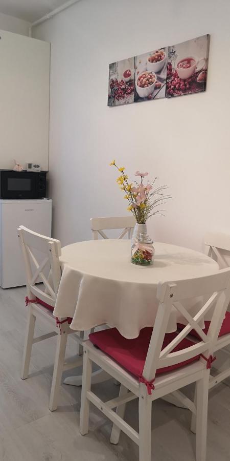 Diamond Apartment Târgu-Mureş Екстериор снимка