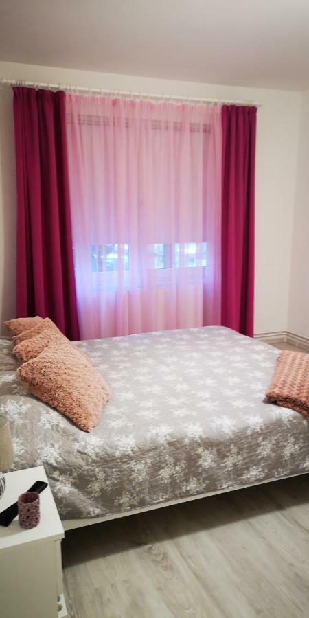 Diamond Apartment Târgu-Mureş Екстериор снимка