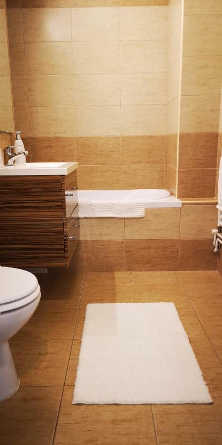 Diamond Apartment Târgu-Mureş Екстериор снимка